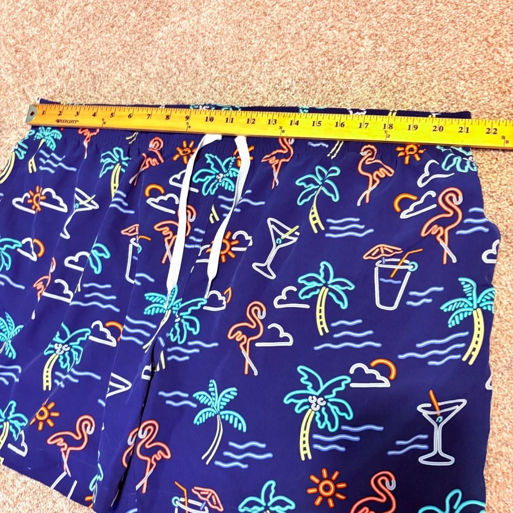 Chubbies Swim Trunks Mens 3XL Navy Neon Flamingo Palm Tree 5.5